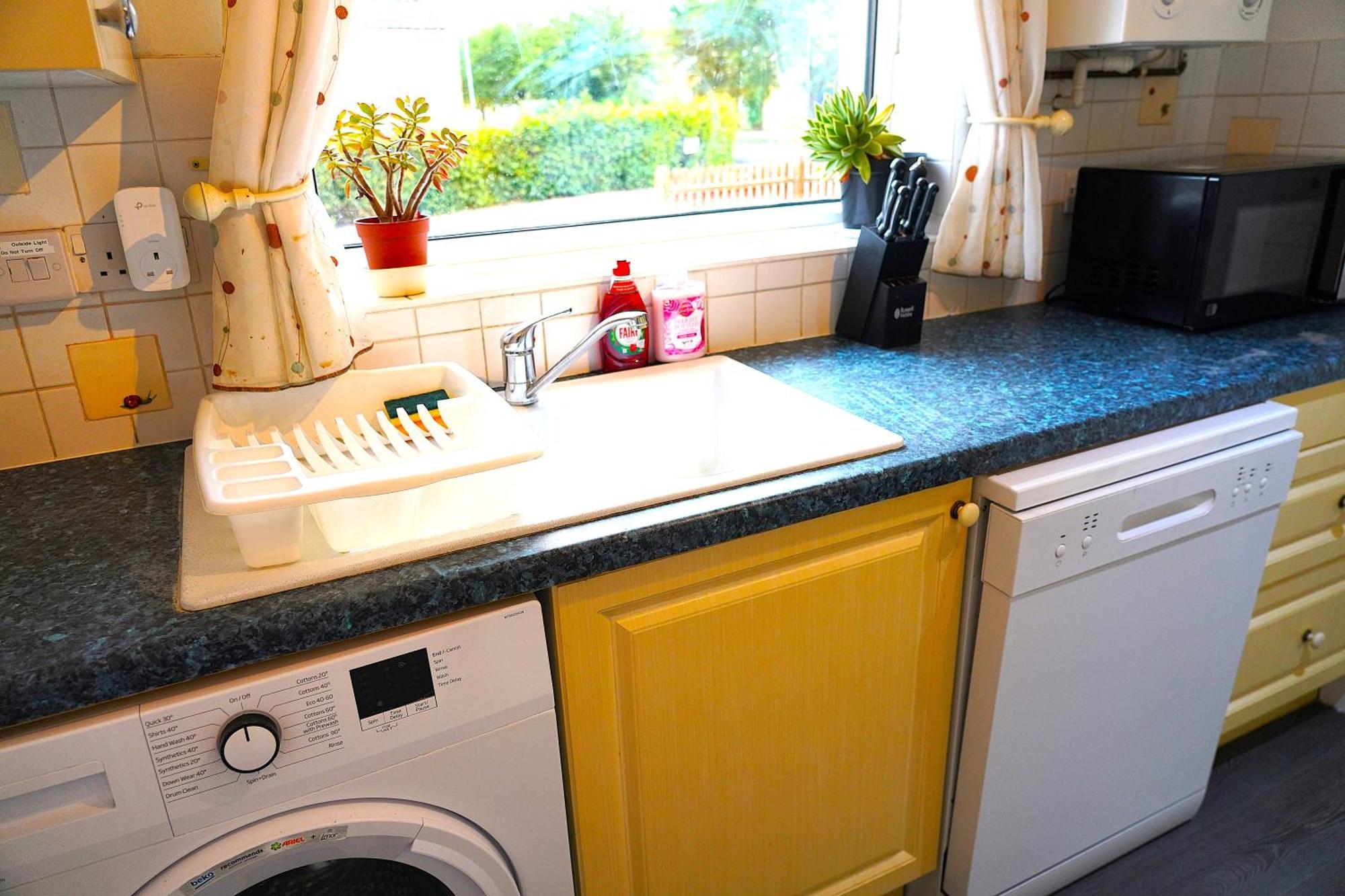 Sleeps 10, Free Parking, Close To Science Park, King Size Bed Milton  외부 사진